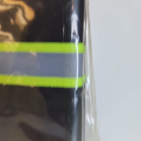 Reflective Black Safety Pouch For Winter 2 In Pack New - Picture 3 of 8